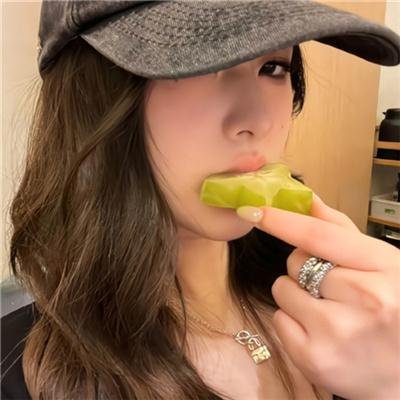 一咬钟情